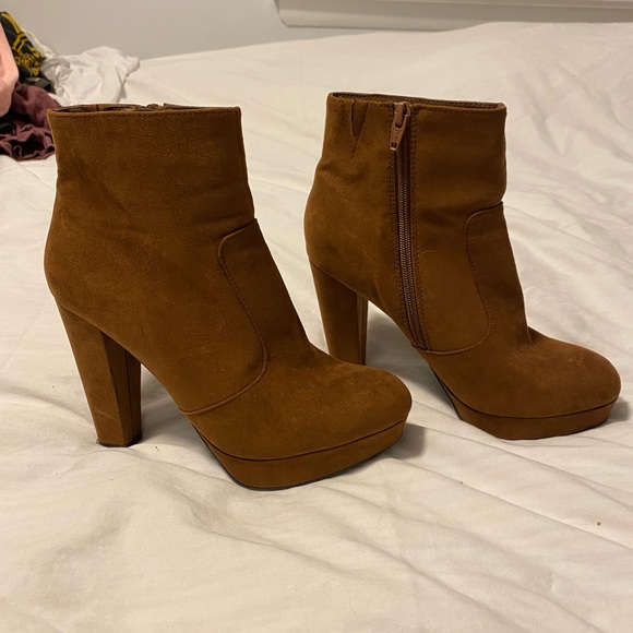 Mossimo brown suede booties - Picture 4 of 5